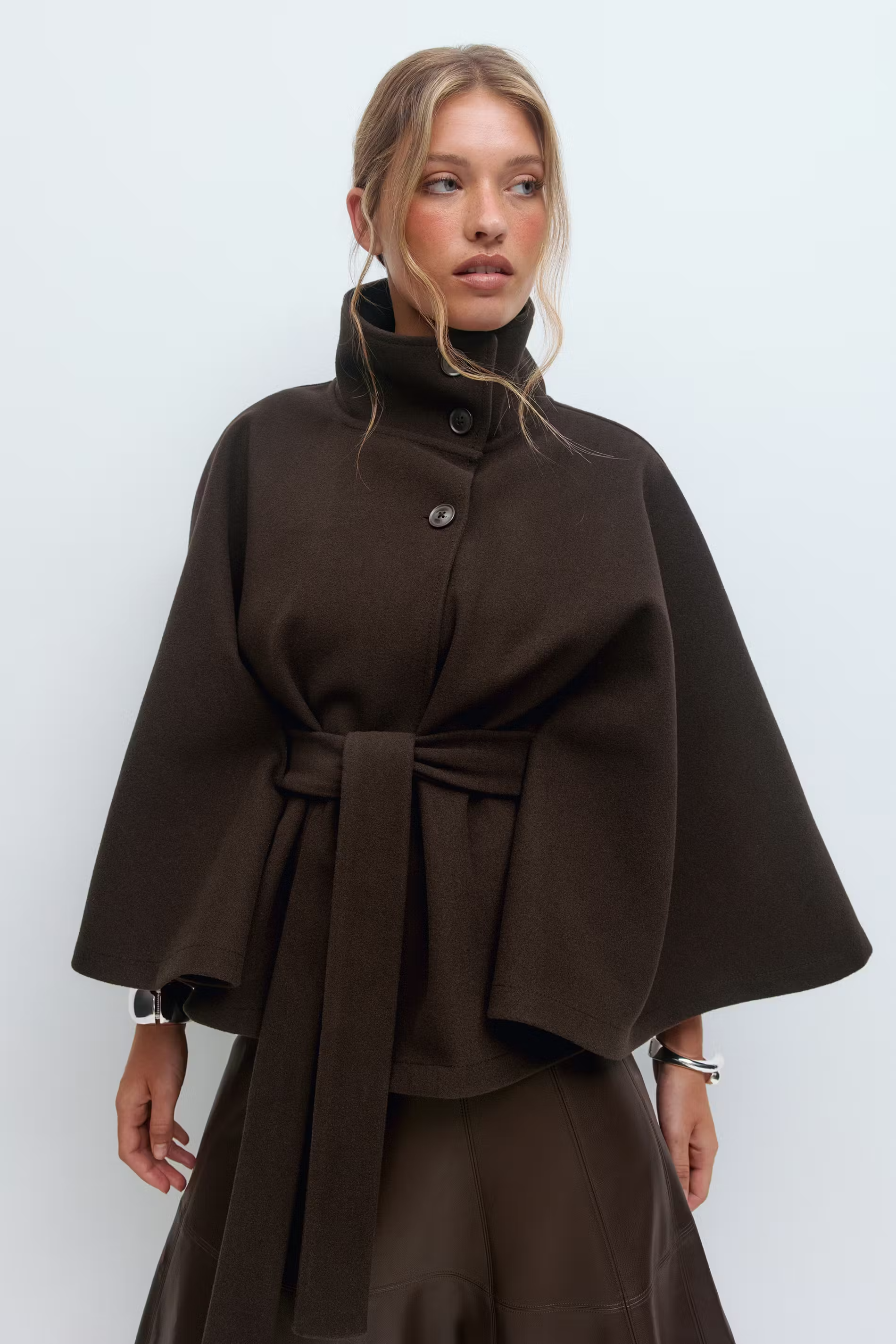 Lara™ | Cape poncho with waist belt and stand-up collar