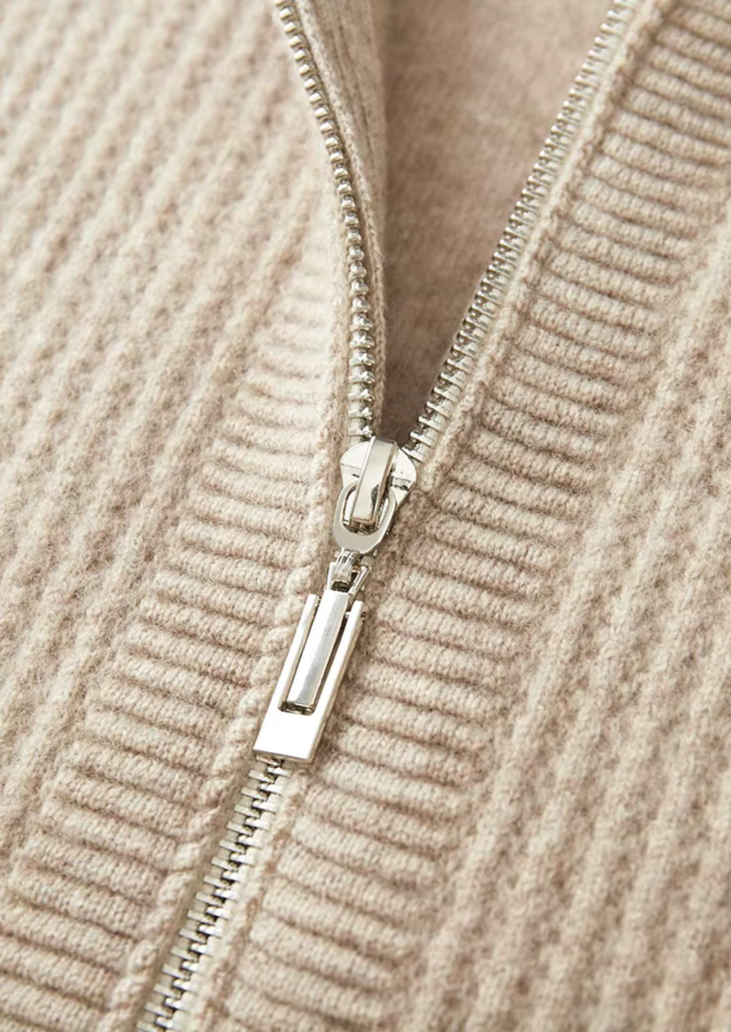 Merino wool zipped vest