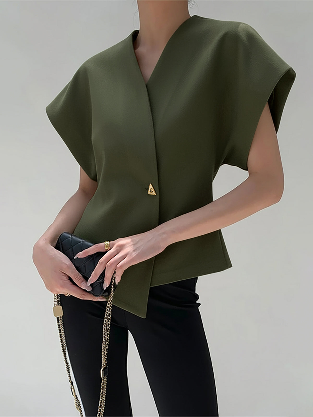 Blus med knäppning framtill