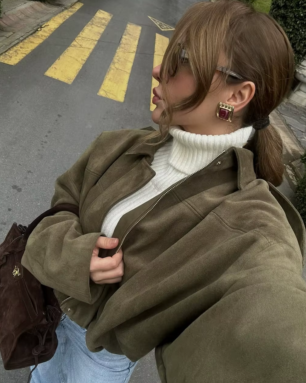 Isabella | Bomberjack