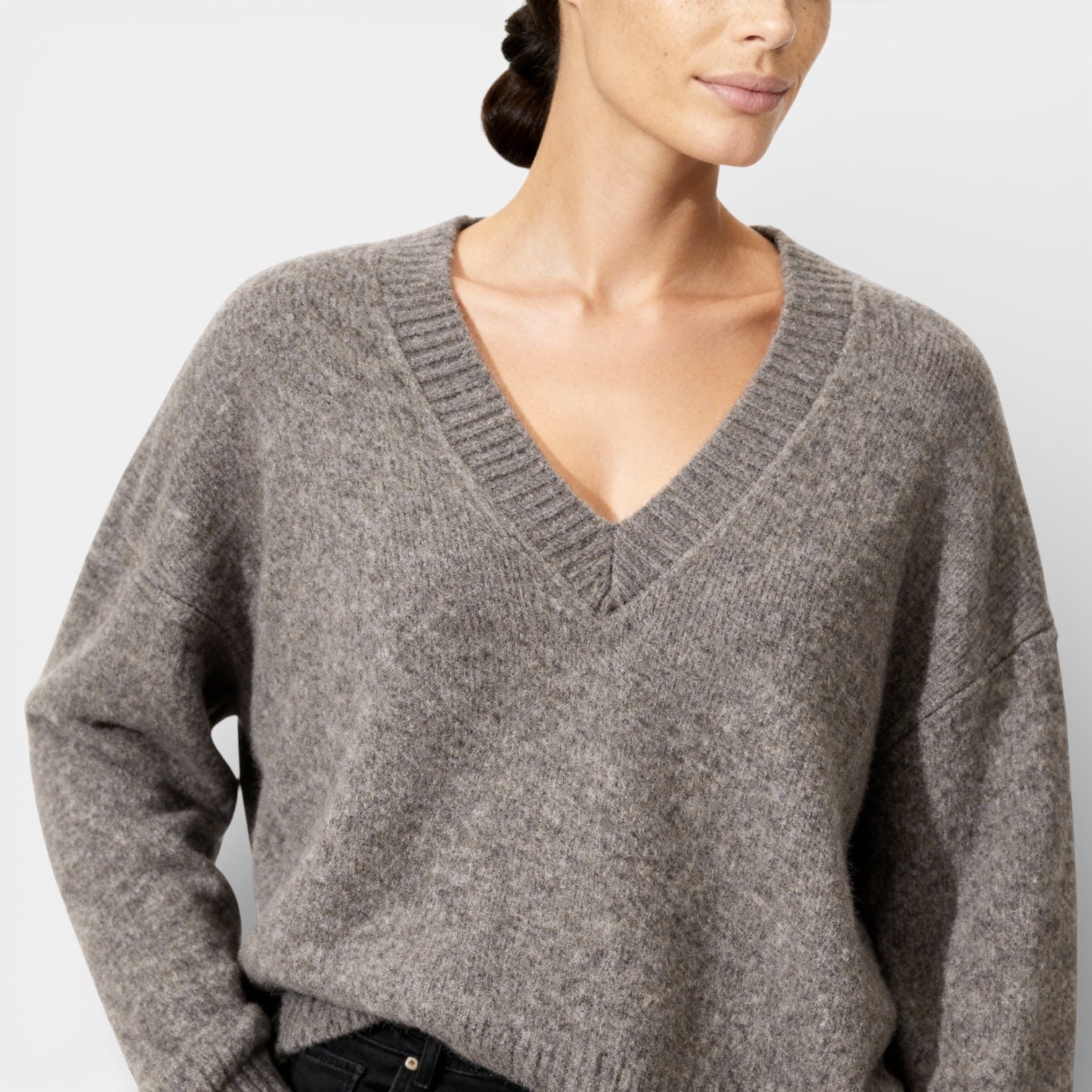 Women’s Relaxed V-Neck Knit Sweater